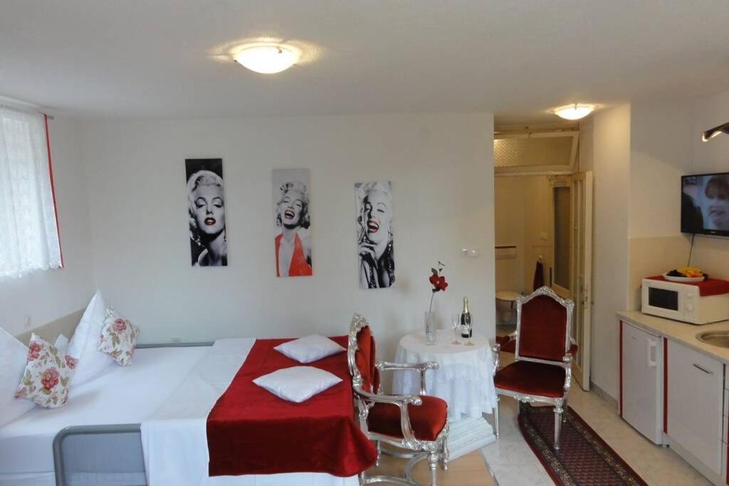 Croatia Zadar Borik Paar Apartment Studio garden view Number 1 Bagian luar foto