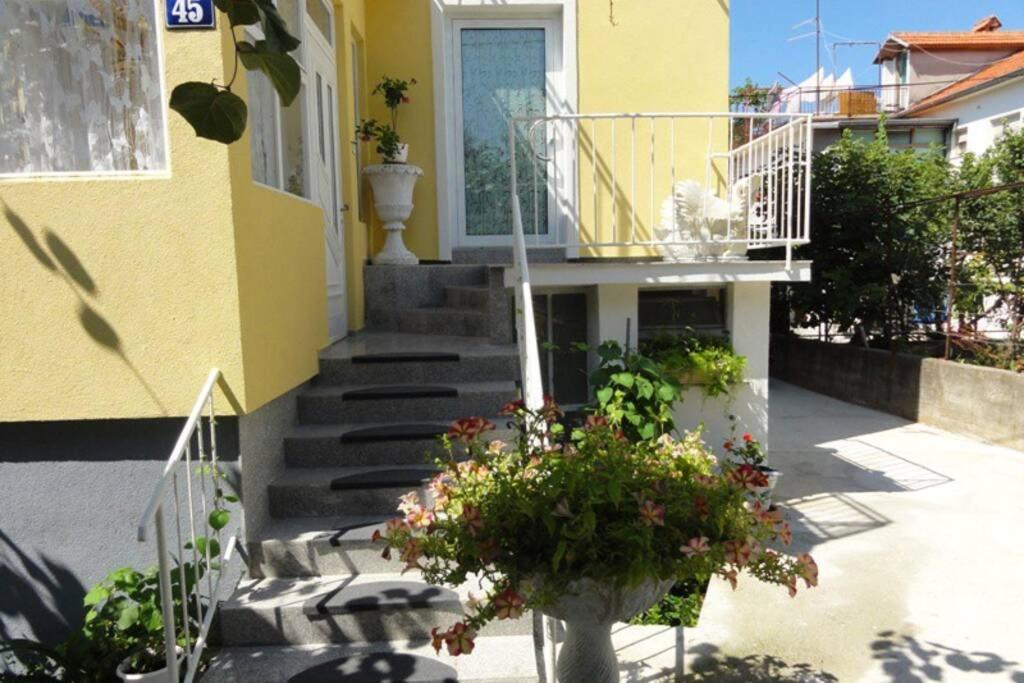 Croatia Zadar Borik Paar Apartment Studio garden view Number 1 Bagian luar foto