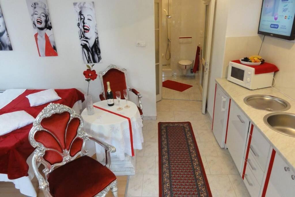 Croatia Zadar Borik Paar Apartment Studio garden view Number 1 Bagian luar foto